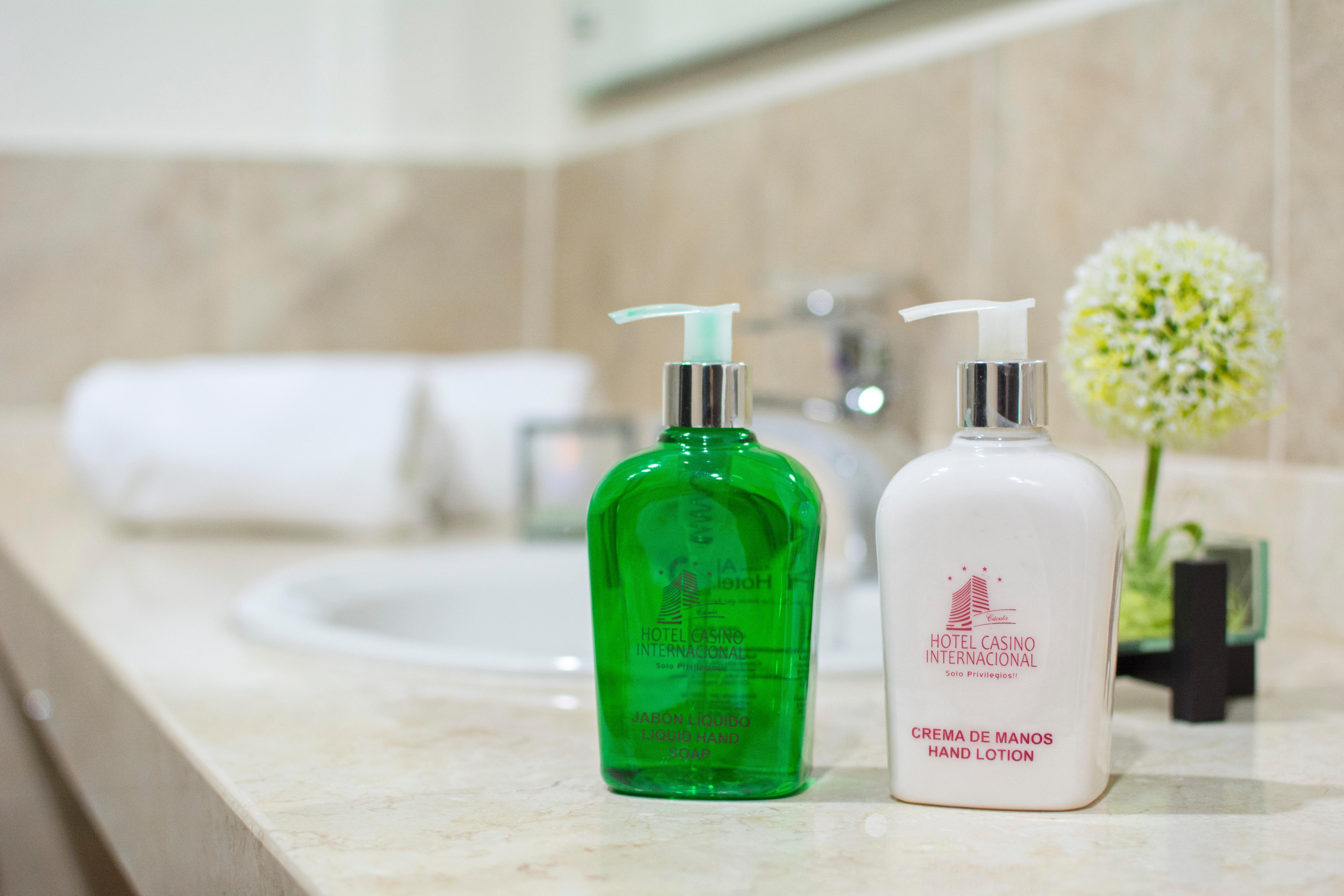 塞尔科蒂尔国际赌场酒店 Cúcuta 外观 照片 Soap and lotion dispensers