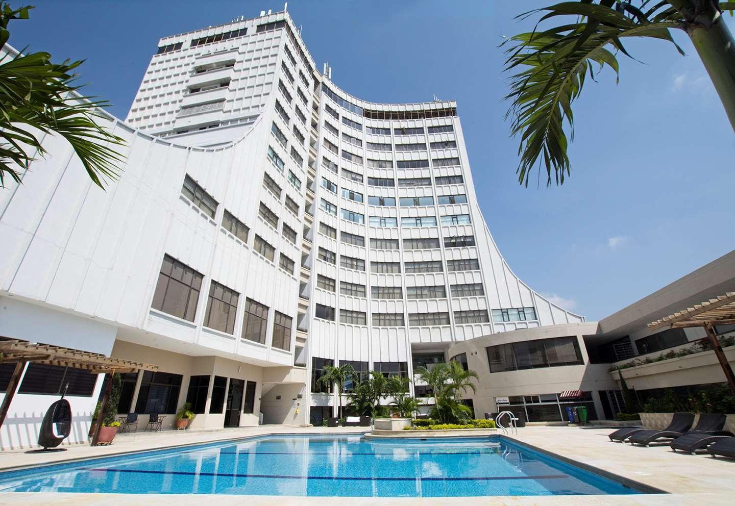 塞尔科蒂尔国际赌场酒店 Cúcuta 外观 照片 The hotel's swimming pool