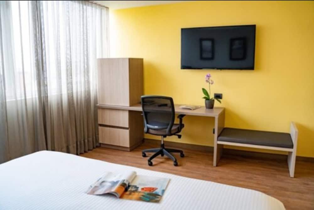 塞尔科蒂尔国际赌场酒店 Cúcuta 外观 照片 A room at the hotel