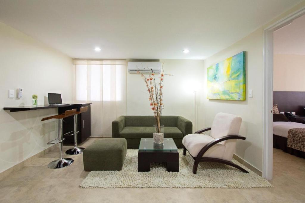 塞尔科蒂尔国际赌场酒店 Cúcuta 外观 照片 A living room